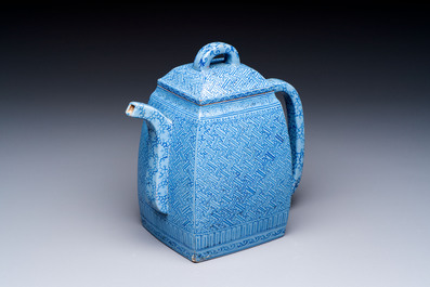 A Chinese blue-enamelled Yixing stoneware teapot, Jinxi Epu 荊溪萼圃監製 mark, 18/19th C.