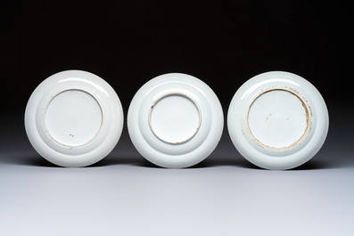 An extensive group of 23 Chinese Canton famille rose wares, 19th C.