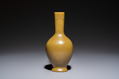 A Chinese conjoined teadust&ndash;glazed bottle vase, Republic