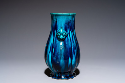 A Chinese archaistic turquoise-glazed 'Hu' vase, 18/19th C.