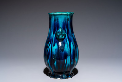 A Chinese archaistic turquoise-glazed 'Hu' vase, 18/19th C.