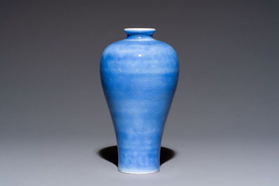 A Chinese claire-de-lune 'Meiping' vase, Zhu Junfu Zao 朱君甫造 mark, 19/20th C.