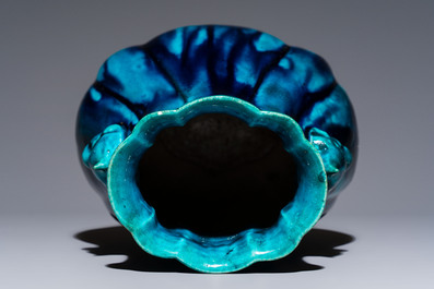 A Chinese archaistic turquoise-glazed 'Hu' vase, 18/19th C.