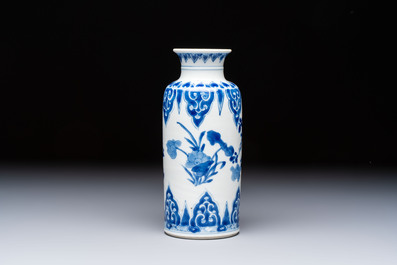 A Chinese blue and white vase with floral design, Kangxi