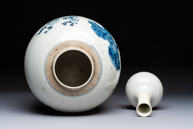 A Chinese turquoise-glazed Guanyin, a white-glazed bottle vase and a blue and white jar, 19th C.