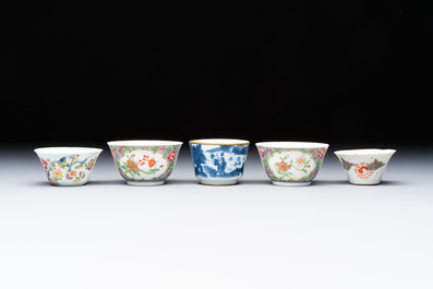 A group of 14 Chinese and Samson, Paris porcelain wares, 18/19th C.