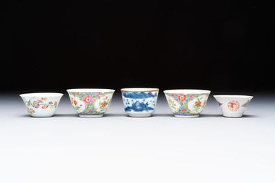 A group of 14 Chinese and Samson, Paris porcelain wares, 18/19th C.
