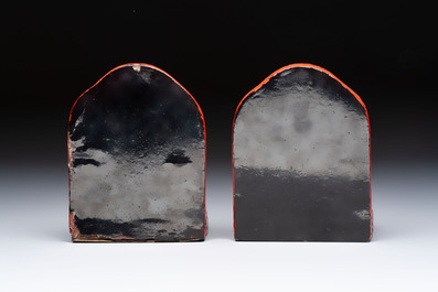 A pair of Chinese cinnabar lacquer bookends, a covered box and a brush washer, 19/20th C.