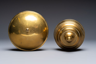 A blue and white Dutch Delft tobacco jar and two French tobacco jars with brass lids, 18/19th C.