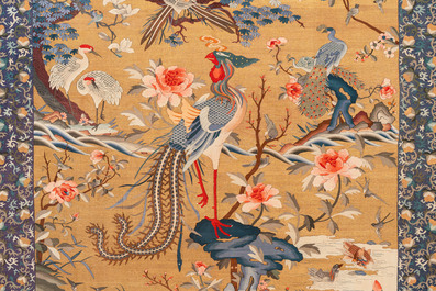 A rare and large Chinese gold-thread and silk 'Bai Niao Chao Feng 百鳥朝鳳' kesi panel, Republic