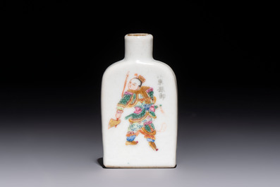 A Chinese famille rose 'Wu Shuang Pu' snuff bottle, Daoguang mark, 19th C.