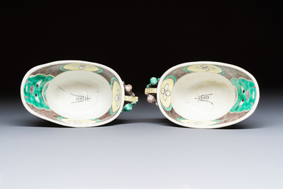 A pair of Chinese verte biscuit libation cups, 19th C.