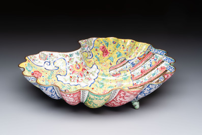 A Chinese Canton enamel shell-shaped basin with floral design, Yongzheng/Qianlong