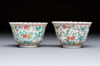 A pair of Chinese famille verte cups and saucers with floral design, Jade 玉 marks, 19th C.