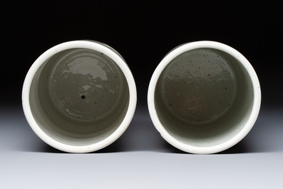 Two Chinese qianjiang cai and grisaille hat stands, signed Gao Hengtai 高恆泰 and Ye Ji 葉吉, one dated 1906, 19/20th C.