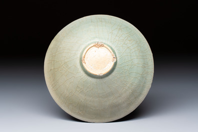 A Korean celadon conical tea bowl, Goryeo, 12th C.