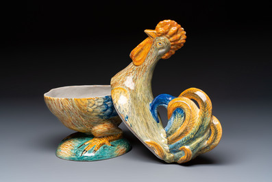 A large polychrome Italian maiolica 'Rooster' tureen and cover, 18th C.