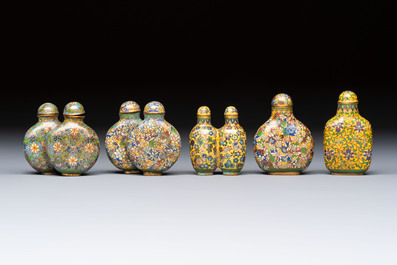 A collection of 12 Chinese cloisonn&eacute; snuff bottles with floral design, 19/20th C.