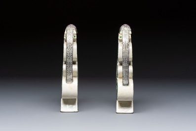 A pair of Chinese verte biscuit 'Shou' wine ewers, 19th C.