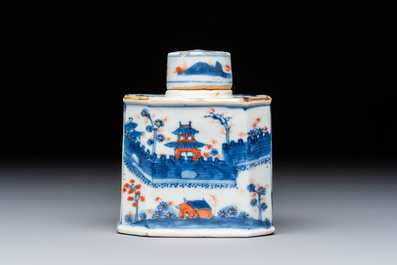17 Chinese blue, white and famille rose plates and an Imari-style tea caddy, Kangxi/Qianlong