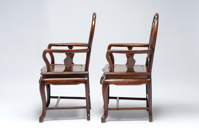 A set of six fine Chinese marble-inset hongmu chairs, 19th C.