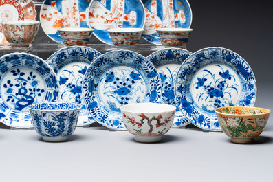 34 Chinese famille rose, verte, Imari-style and blue and white wares, Kangxi and later