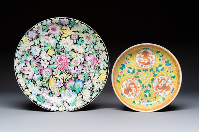 A Chinese famille rose 'Millefleurs' plate, a 'Dragons' plate, and a Nanking famille verte caf&eacute;-au-lait-ground bowl, Qianlong marks, 19/20th C.