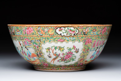 A pair of Chinese Canton famille rose hat stands, a covered vase, a vase and a bowl, 19th C.