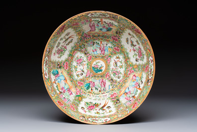 A pair of Chinese Canton famille rose hat stands, a covered vase, a vase and a bowl, 19th C.