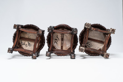Four Chinese marble-topped hongmu stands, 19/20th C.
