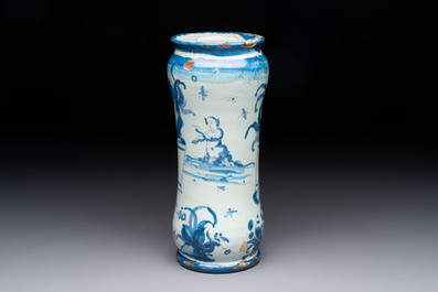 A blue and white Italian albarello, inscribed 'Mirice', 18th C.
