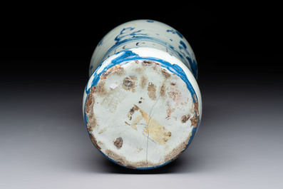 A blue and white Italian albarello, inscribed 'Mirice', 18th C.