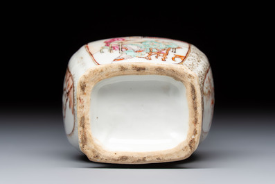 A Chinese Canton famille rose gilt-decorated vase with figural design, Qianlong