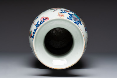 A Chinese doucai and famille rose rouleau vase with figures among antiquities, 19th C.
