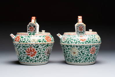 A pair of Chinese famille verte lime pots and covers for the Southeast Asian market, Kangxi