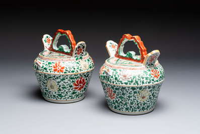 A pair of Chinese famille verte lime pots and covers for the Southeast Asian market, Kangxi