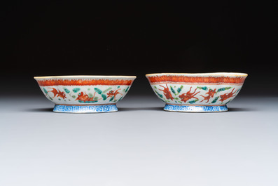 Eight Chinese famille rose and verte wares, 19/20th C.