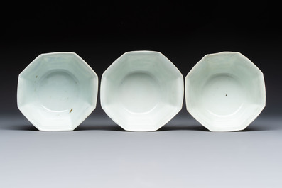 Six Chinese 'Hatcher Cargo' bowls and two blue and white shipwreck bowls, Transitional period