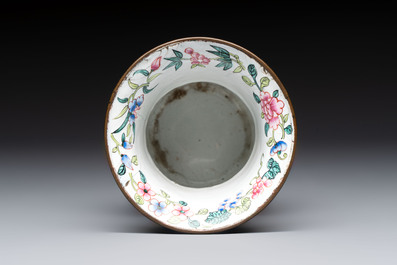 A Chinese Canton enamel 'Prunus on Cracked Ice' spittoon and two snuff dishes, 19th C.