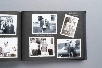 Two albums with travel photographs, postcards, and documentation of a Belgian family travelling through Europe, Asia, America, and Africa, 20th C.