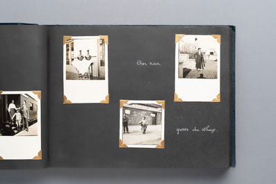 Two albums with travel photographs, postcards, and documentation of a Belgian family travelling through Europe, Asia, America, and Africa, 20th C.