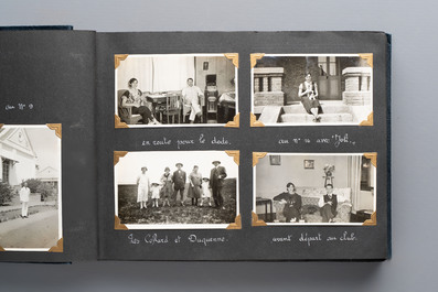 Two albums with travel photographs, postcards, and documentation of a Belgian family travelling through Europe, Asia, America, and Africa, 20th C.