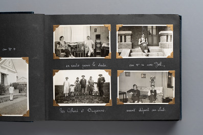 Two albums with travel photographs, postcards, and documentation of a Belgian family travelling through Europe, Asia, America, and Africa, 20th C.
