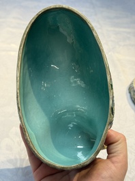 A pair of Chinese turquoise-glazed ducks and a pair of verte biscuit quail-form covered boxes, 20th C.