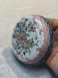 A pair of rare Chinese Canton enamel scent boxes, covers and inner liners, Qianlong