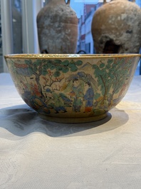 A Chinese famille rose 'Millefleurs' plate, a 'Dragons' plate, and a Nanking famille verte caf&eacute;-au-lait-ground bowl, Qianlong marks, 19/20th C.
