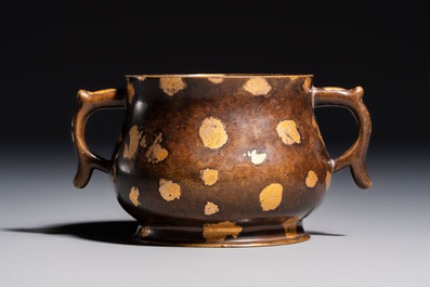 A Chinese gold-splashed bronze censer with two handles, Xuande mark, 18th C.