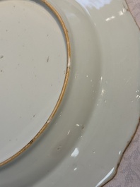 A Chinese blue and white dish, tureen and stand with floral design, Qianlong