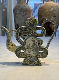 A pair of Chinese verte biscuit 'Shou' wine ewers, 19th C.