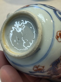 15 Chinese famille rose and Imari-style wares, Kangxi/Qianlong